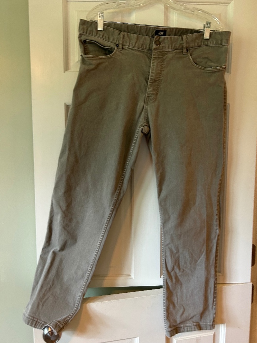 H&M MENS LIGHT GRAY JEANS COTTON/ELASTANE  SIZE 36